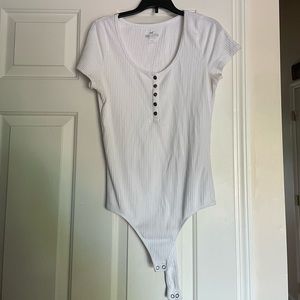 Hollister White Short Sleeve Bodysuit Size Large